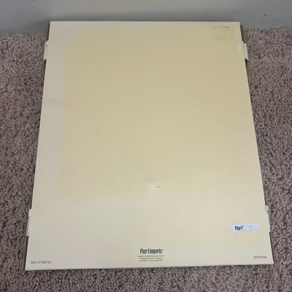 New in box pier 1 picture frame 4 x 6 table top coral beach ocean cream metal
